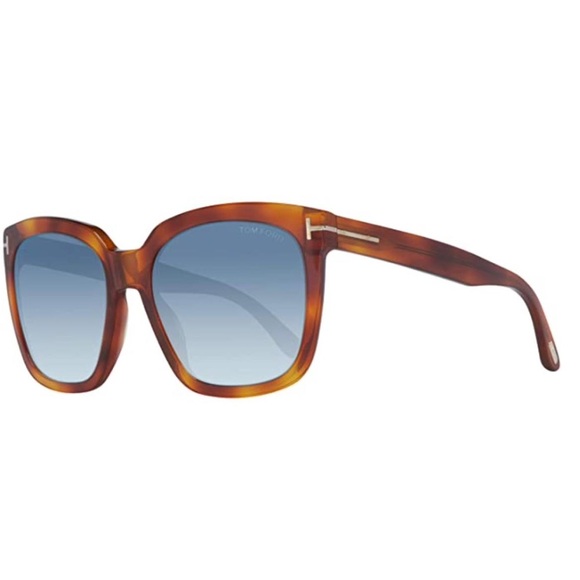 Tom Ford Amarra Sunglasses in Light Tortoise - Picture 4 of 14